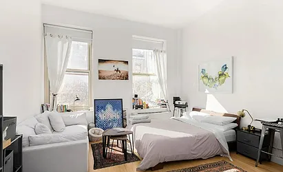 Rented by Living New York