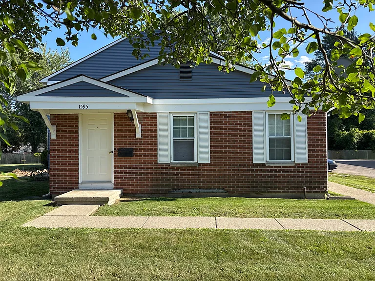 1595 Wingate Blvd — Photo 6