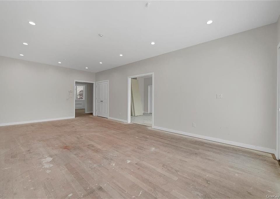 22 Stephens 22 Stephens Pl Spring Valley NY Zillow