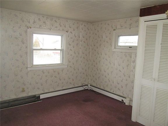 5th image of 7 Woodland Ave