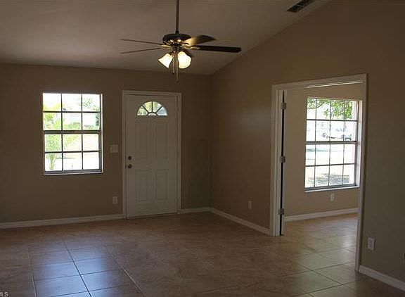 3rd image of 3103 SW 15th Ave