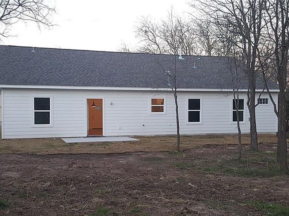 2nd image of 323 Lamaloa Ln