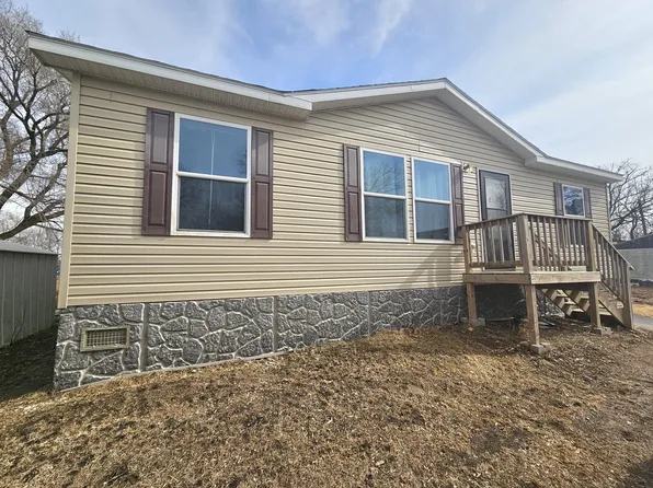 11028 422nd Ave, Britton, SD 57430