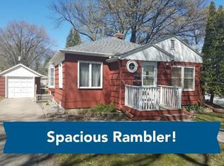 1213 4th St S, Moorhead, MN 56560