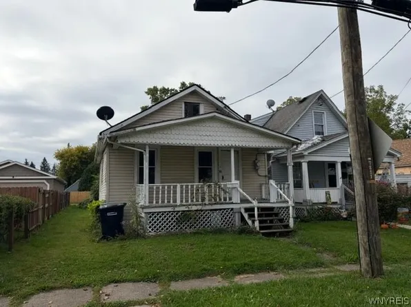 7211 Stephenson Ave, Niagara Falls, NY 14304