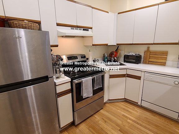 4th image of 16 Foster St APT 8