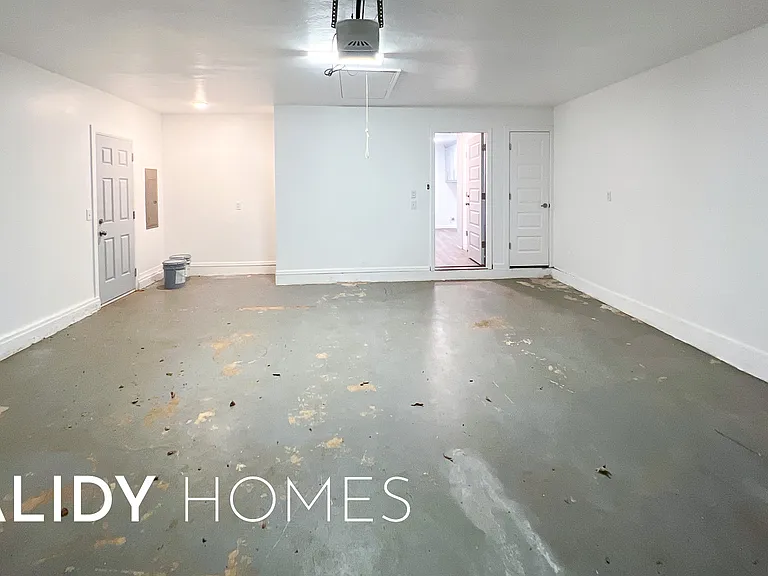 6312 Overcourt Mnr — Photo 39