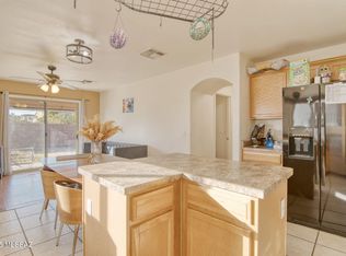 18412 S Copper Basin Dr, Green Valley, AZ 85614