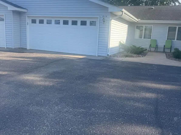 614 Raymond St #9B, Somerset, WI 54025