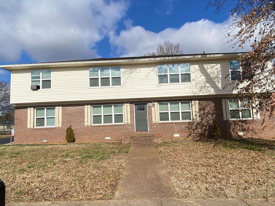 1st image of 25 Brianfield Dr #1