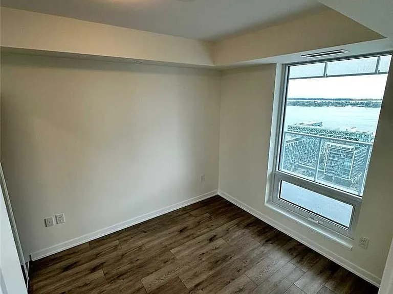 28 Freeland St #2601 — Photo 18