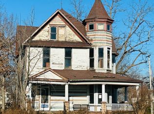 216 S State St, North Vernon, IN 47265