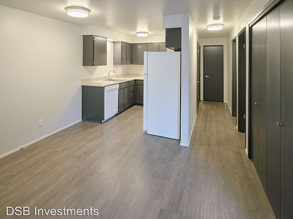 3rd image of 4807 Vesper Dr APT 1