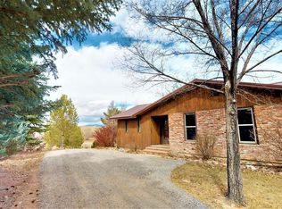 840 Highway 14, Shell, WY 82441