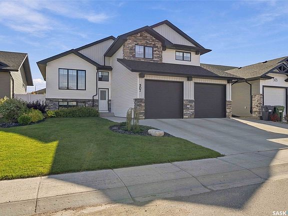 2nd image of 507 Cabrera Way