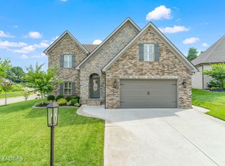 8342 English Hill Ln, Knoxville, TN 37923