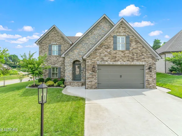 8342 English Hill Ln, Knoxville, TN 37923