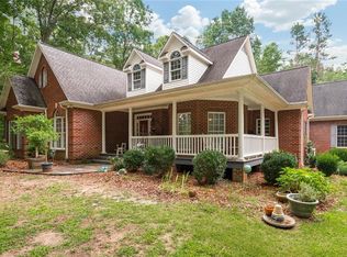 5850 Carmon Rd, Mc Leansville, NC 27301