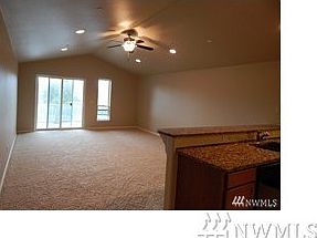 2nd image of 978 Point Brown Ave SE #4