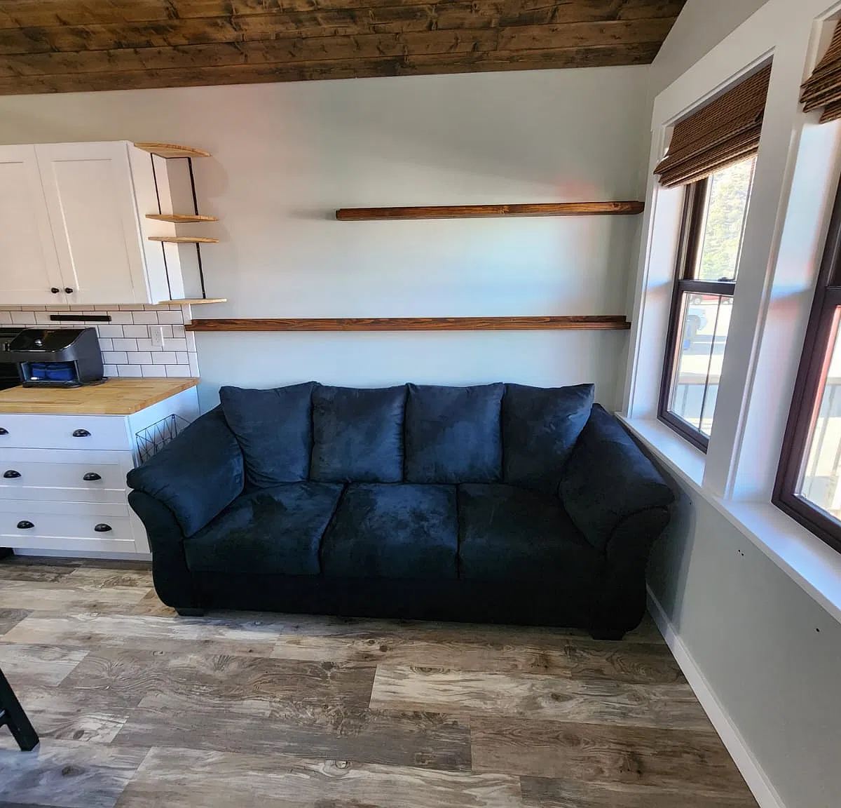 1 bed, 400 sqft, $1,700 — Photo 3