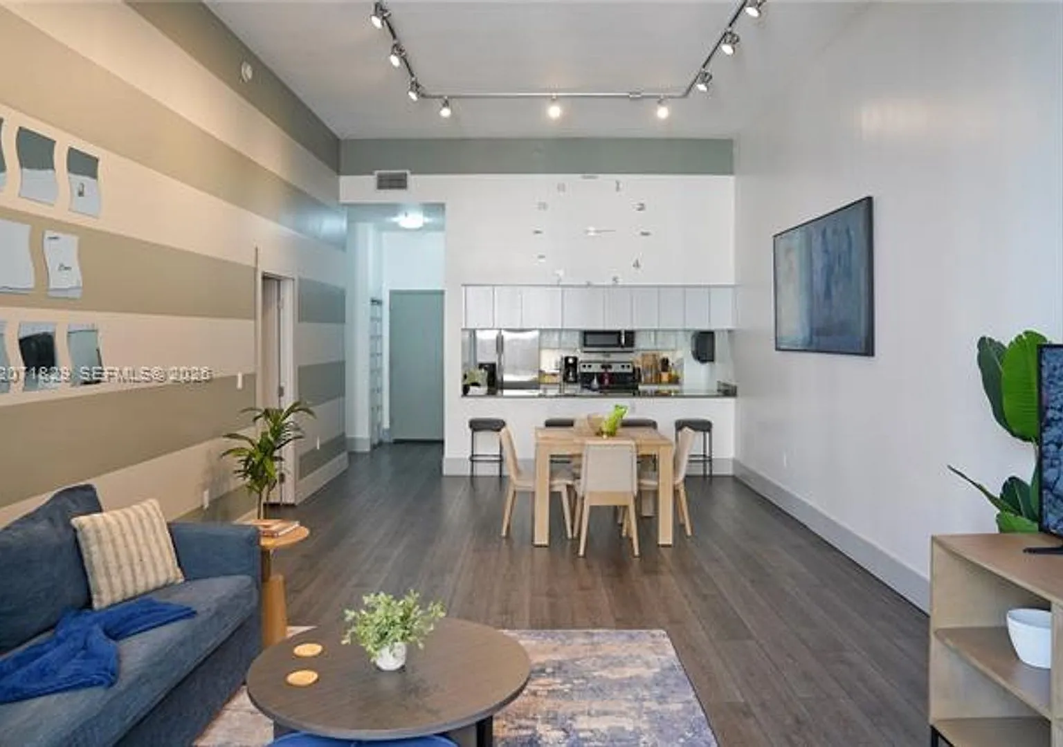 1200 Brickell Bay Dr cu-1406, Miami, FL 33131 — Photo 4