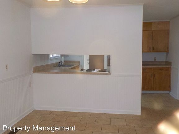 5th image of 3607 Woodland Dr NW APT A