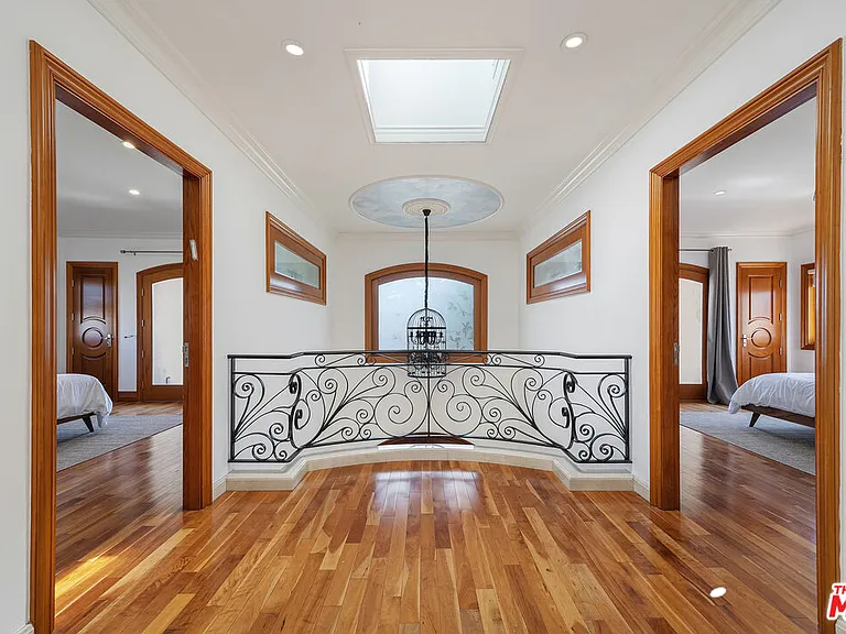 9033 Cresta Dr — Photo 31