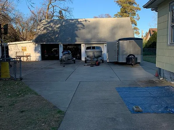 558 Zeisner St, Cinnaminson, NJ 08077