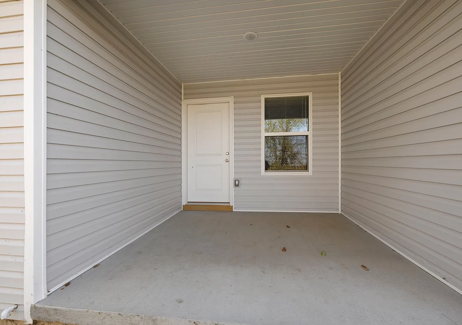 Newly built 3 bedroom duplex- Aurora, MO — Photo 4
