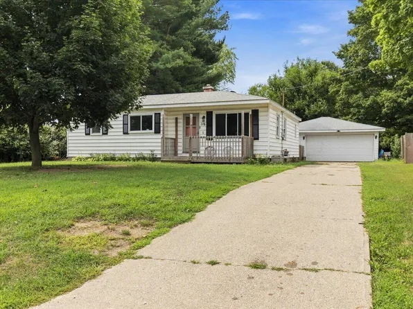 116 Northway St, Augusta, MI 49012