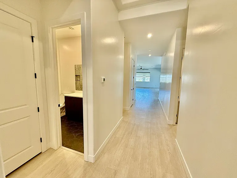 3714 S McKenzie Ln — Photo 17
