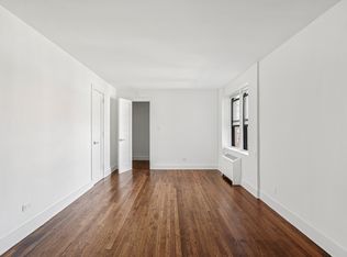 20-33 Seagirt Blvd #3B, Far Rockaway, NY 11691