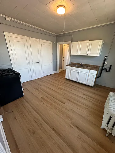 14 Standish St Photo 1