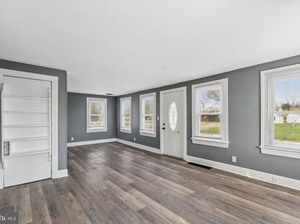 6303 Walnut St, Port Norris, NJ 08349