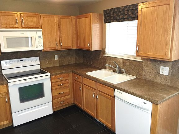 2nd image of 2179 W Arthur Dr