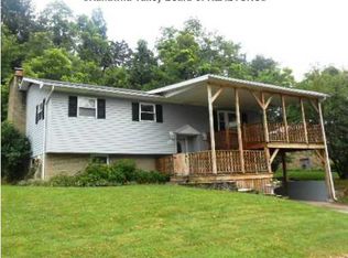 223 Simmons Dr, Ripley, WV 25271