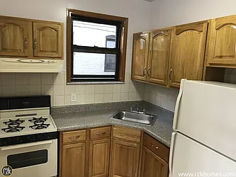 Rented by Realty 2000 Corp