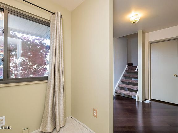 3rd image of 6214 Acropolis Dr SE #44