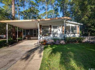 8833 NW 41st Cir, Gainesville, FL 32653