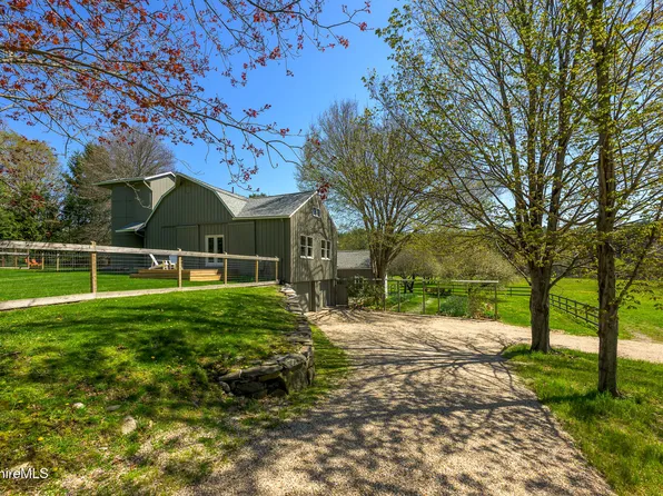302A Egremont Plain Rd, Egremont, MA 01230