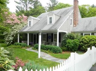 164 Old Oaken Bucket Rd, Norwell, MA 02061