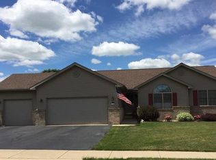 1222 Stoneridge Ter, Rochelle, IL 61068