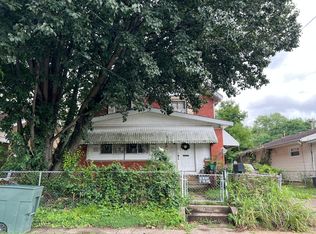 1352 Hall St, Huntington, WV 25705