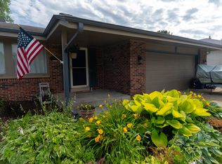 10525 W Friar Ln, Franklin, WI 53132