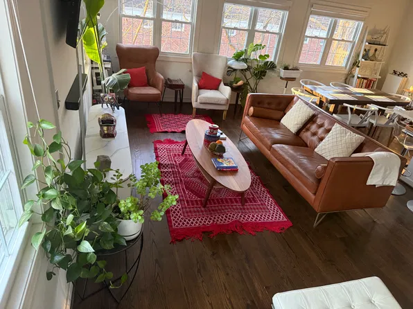 3526 Gunston Rd, Alexandria, VA 22302