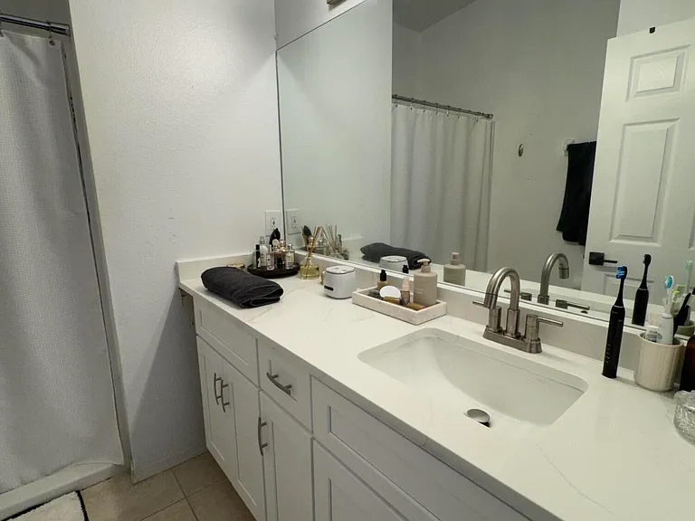 2990 S Fiske Blvd #L2 — Photo 2