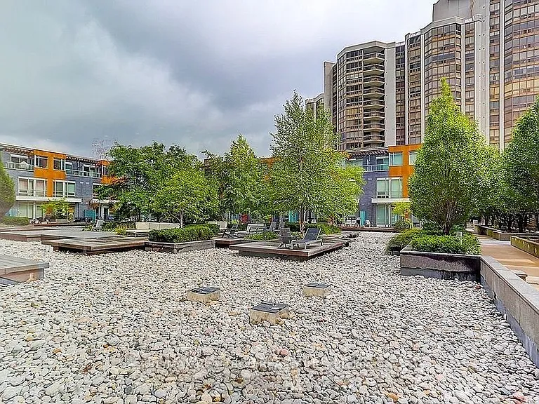 88 Sheppard Ave E #2405 — Photo 36