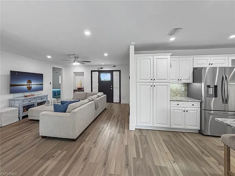 1265 Pompei Ln — Photo 9