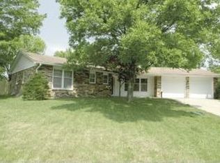 907 Shepard Ct, Columbia, MO 65201