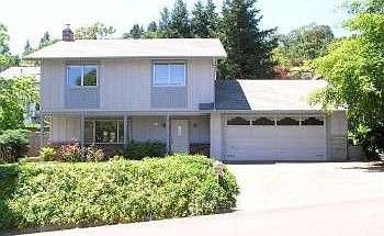 1st image of 308 Luna Vista St
